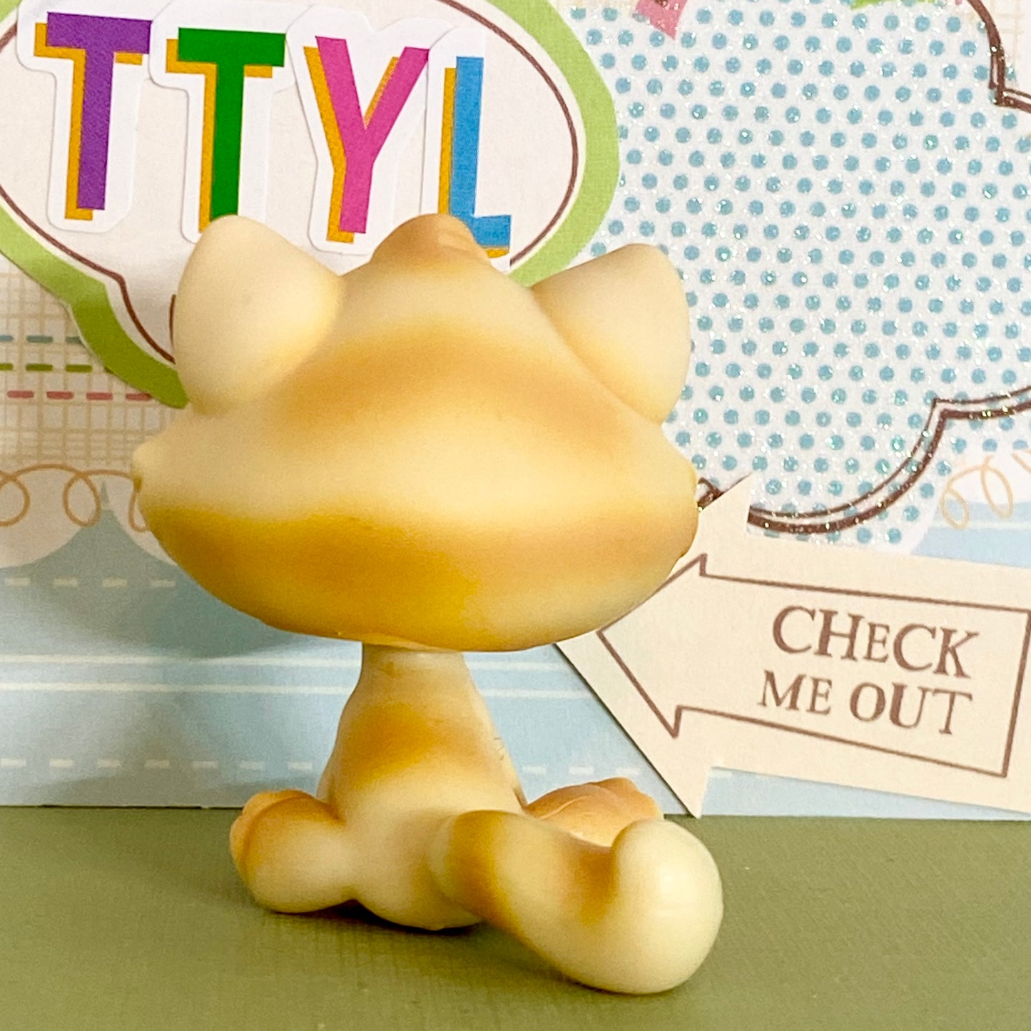 Vintage Authentic Littlest Pet Shop Kitten 122 Yellow Blue