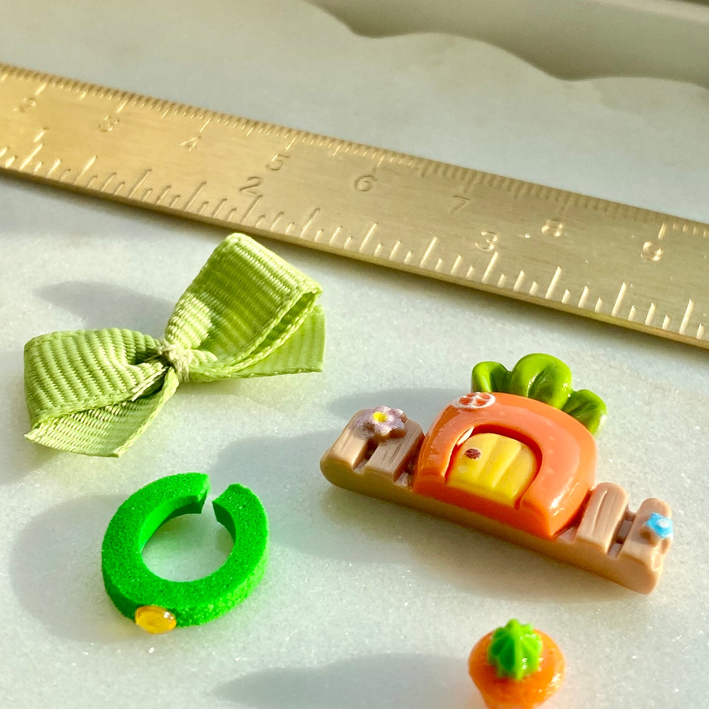 Vintage Authentic Littlest Pet LPS Rabbit 972 Portable Mud Green