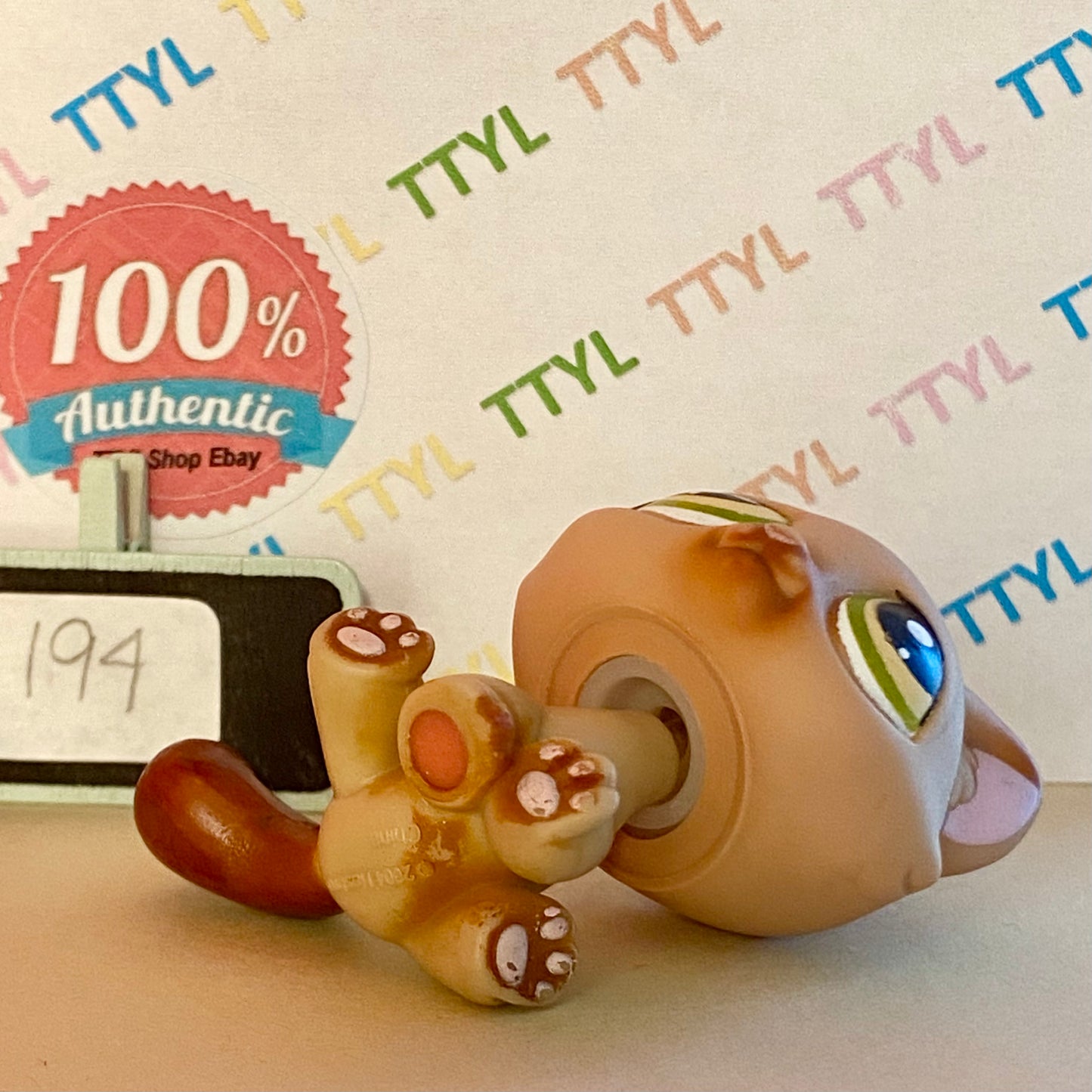 Authentic Vintage Littlest Pet Shop Kitten/Cat No. 194