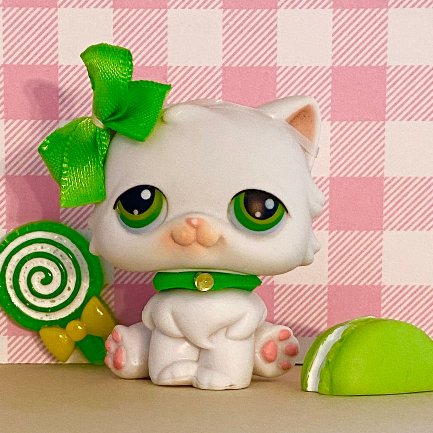 Authentic Vintage Littlest Pet Shop Persian Cat No. 15