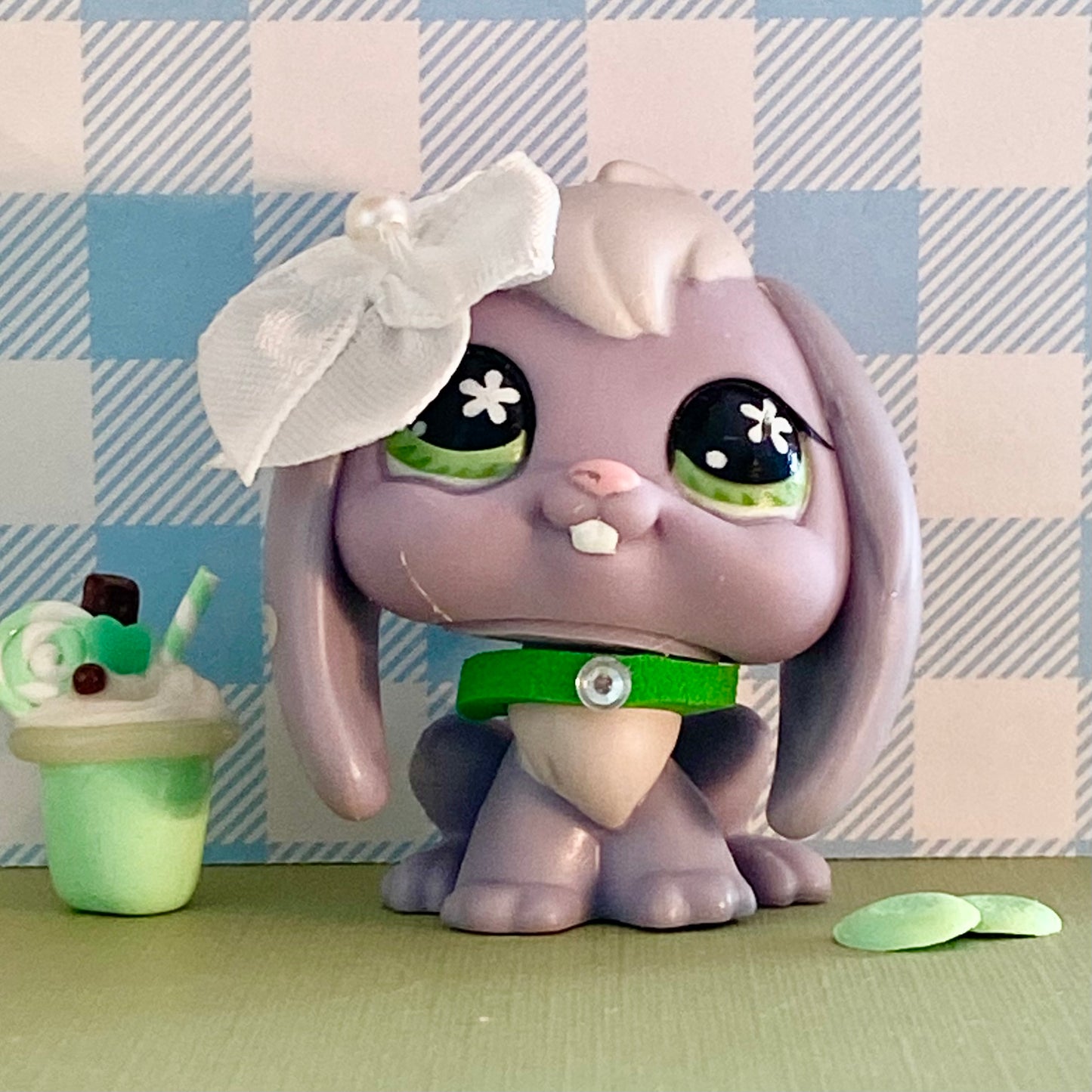 Authentic Vintage Littlest Pet Shop Rabbit No. 648