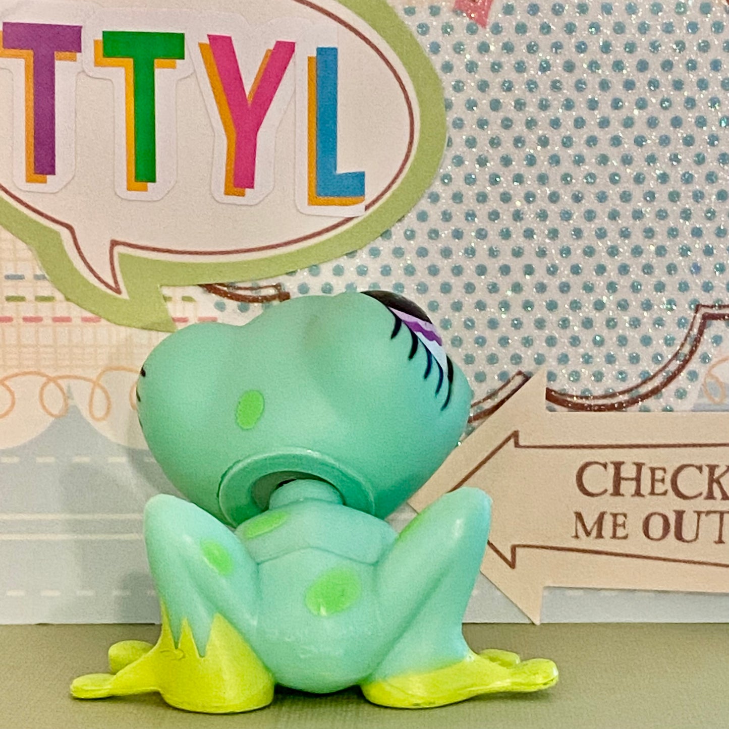 Vintage Authentic Littlest Pet Shop Frog No. 479 Green Purple Clover