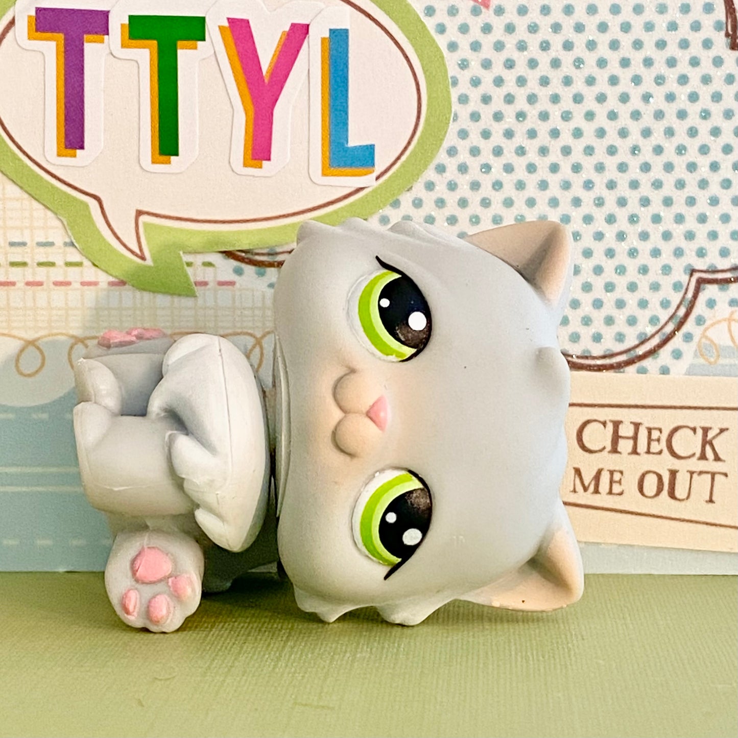 Vintage Authentic Littlest Pet Shop Persian Cat No. 182 Rare Gray Green Winter Igloo