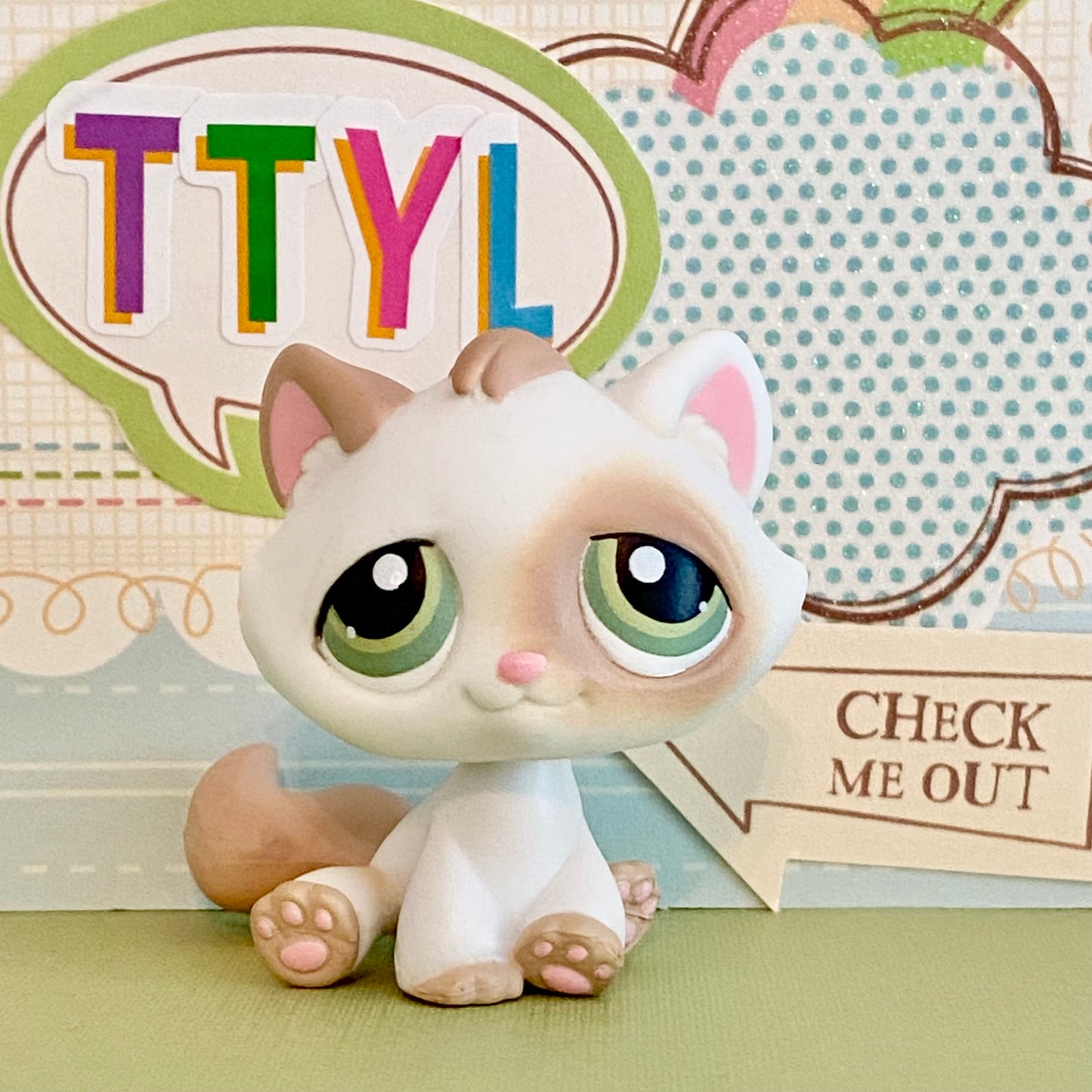 Vintage Authentic Littlest Pet Shop Kitten Cat 197 White Tan