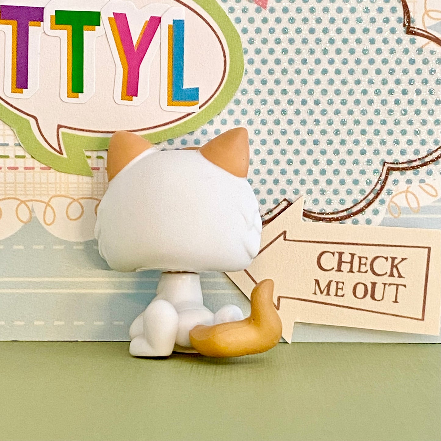Vintage Authentic Littlest Pet Shop Cat Kitten 134 Pairs White Brown Blue