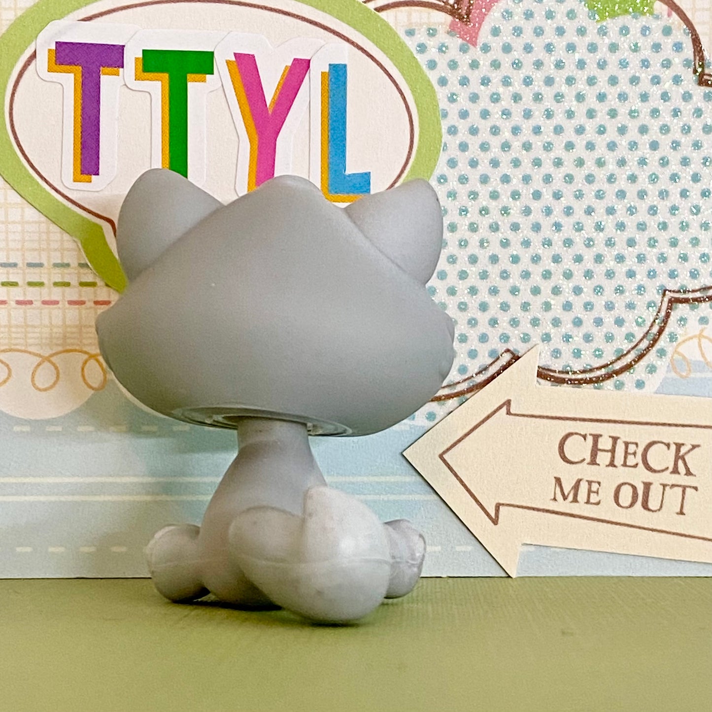 Vintage Authentic Littlest Pet Shop Cat Kitten 310 Grey Blue Pink