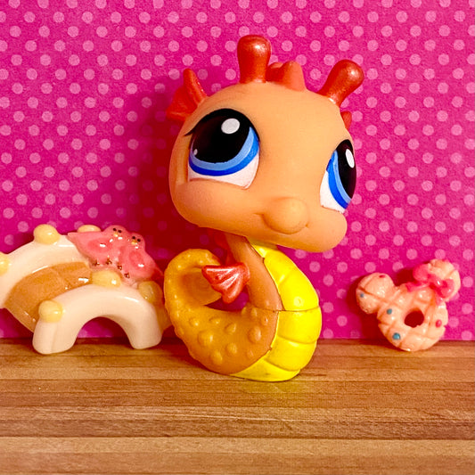 Vintage Authentic Littlest Pet Shop