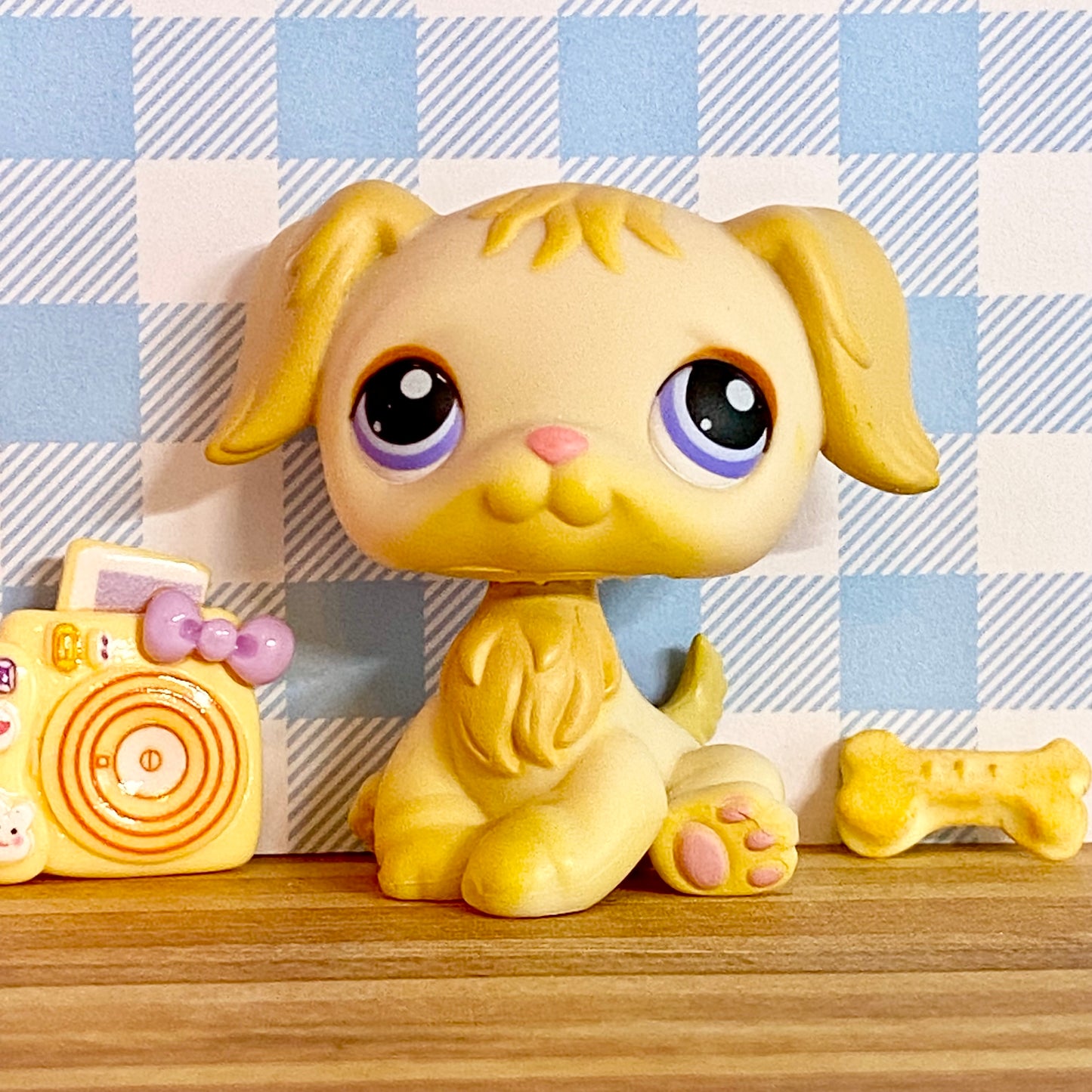 Vintage Authentic Littlest Pet Shop Retriever Dog 268 Yellow Purple Tube