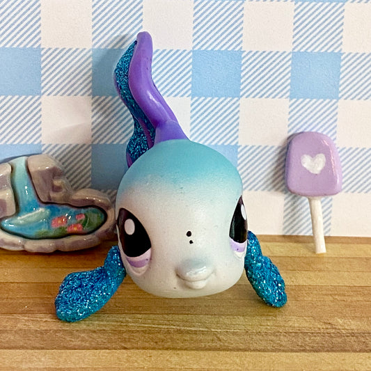 Vintage Authentic Littlest Pet Shop Fish 2129 Collector's Purple Blue Glitter