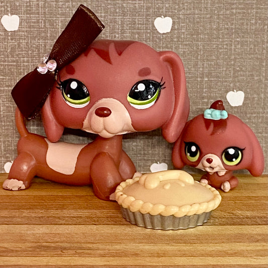 Vintage Authentic Littlest Pet Shop Dachshund Dog 3601 and Puppy 3602 Mama Me Brown Green