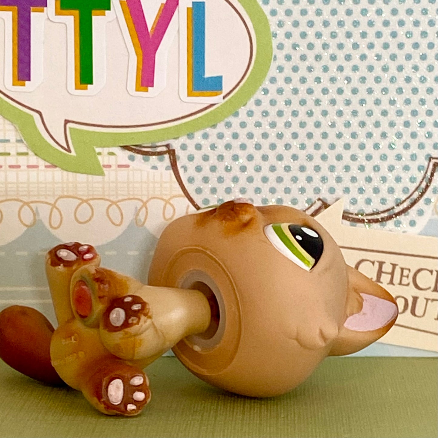Vintage Authentic Littlest Pet Shop Kitten Cat 194 Brown Green