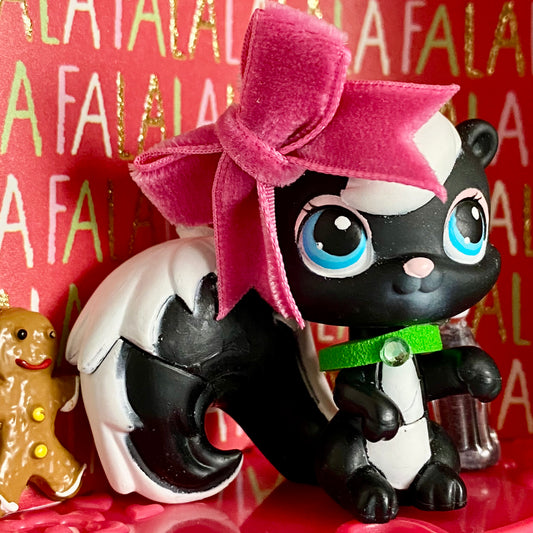 Vintage Authentic Littlest Pet Shop Skunk 85 Pet Pairs Blue