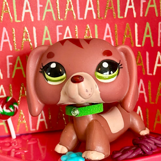 Vintage Authentic Littlest Pet Shop Dachshund 3601 Green Mommy Christmas