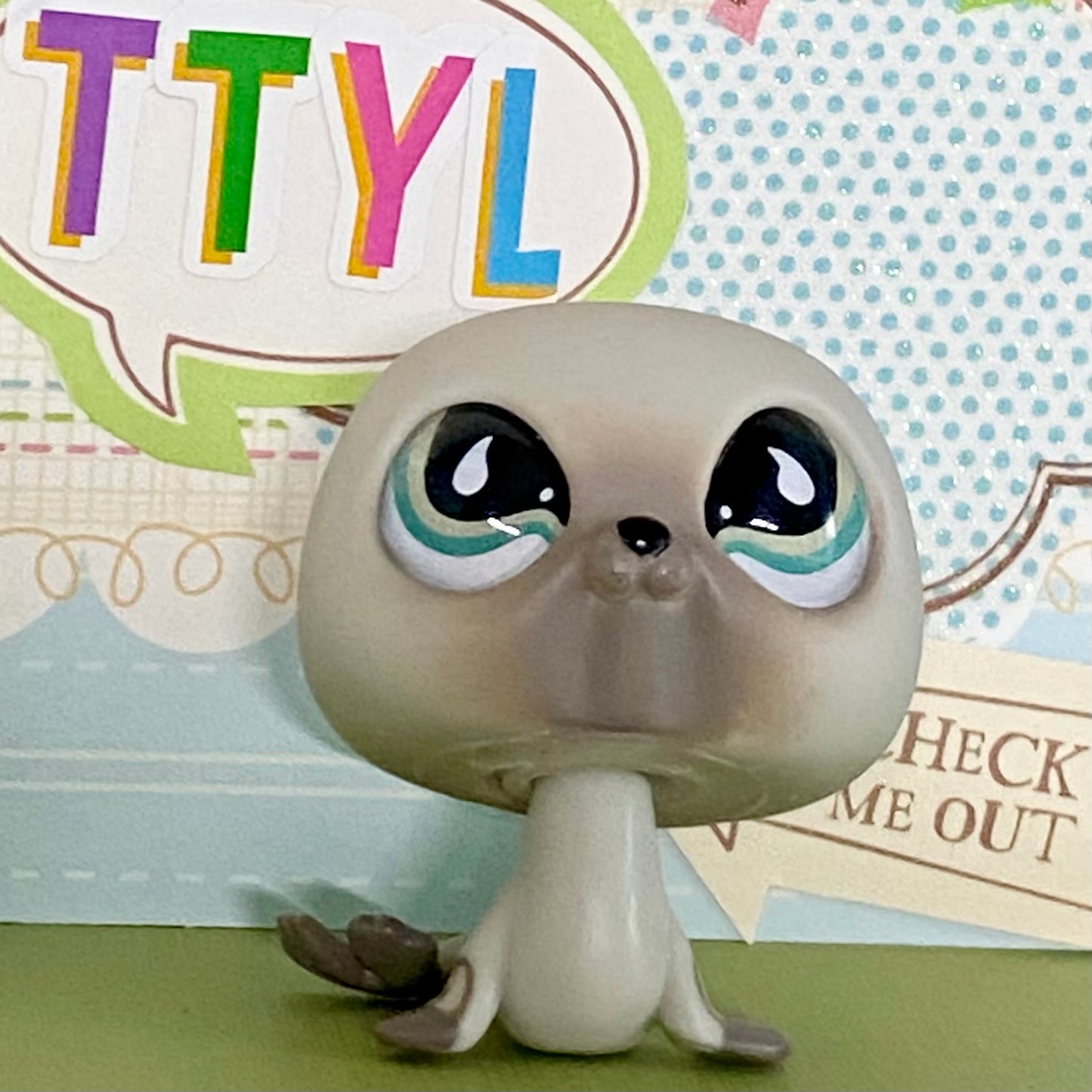 Vintage Authentic Littlest Pet Shop Seal 637 Glass Aqua Collectible