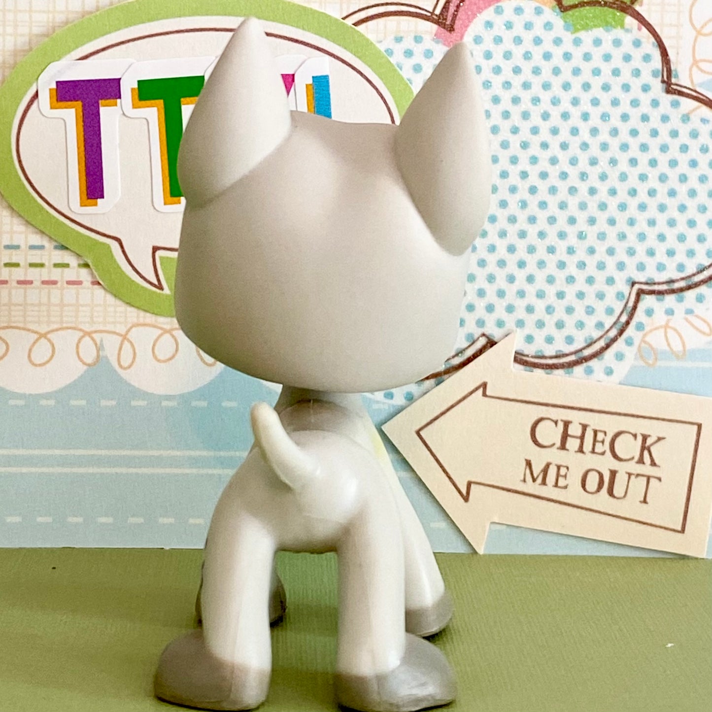 Vintage Authentic Littlest Pet Shop LPS Dog 1688 Great Dane Shopping Mall Grey Blue