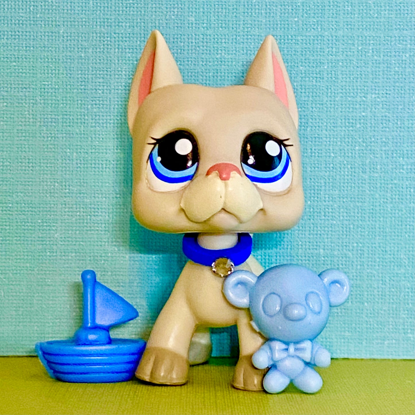 Vintage Authentic Littlest Pet Shop LPS Dog 1688 Great Dane Shopping Mall Grey Blue