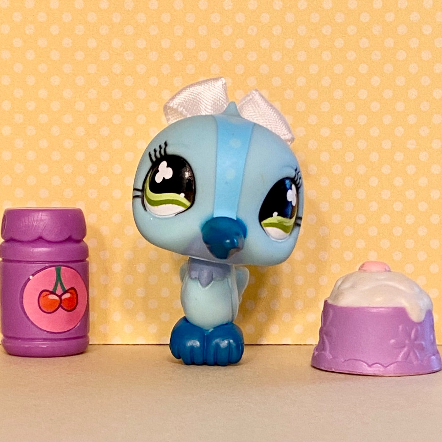 Authentic Vintage Littlest Pet Shop Hummingbird No. 846