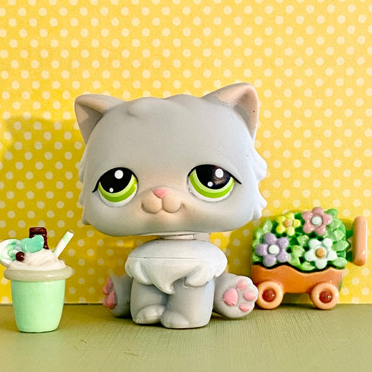 Vintage Authentic Littlest Pet Shop Persian Cat No. 182 Rare Gray Green Winter Igloo