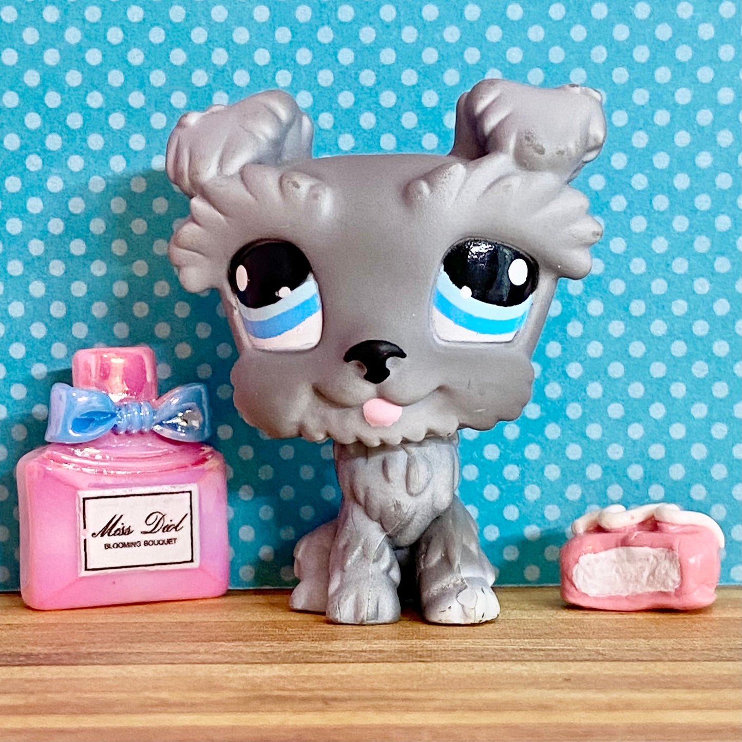 Vintage Authentic Littlest Pet Shop Dog Schnauzer 1393 Clubhouse Grey